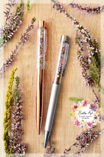 Virágos toll
